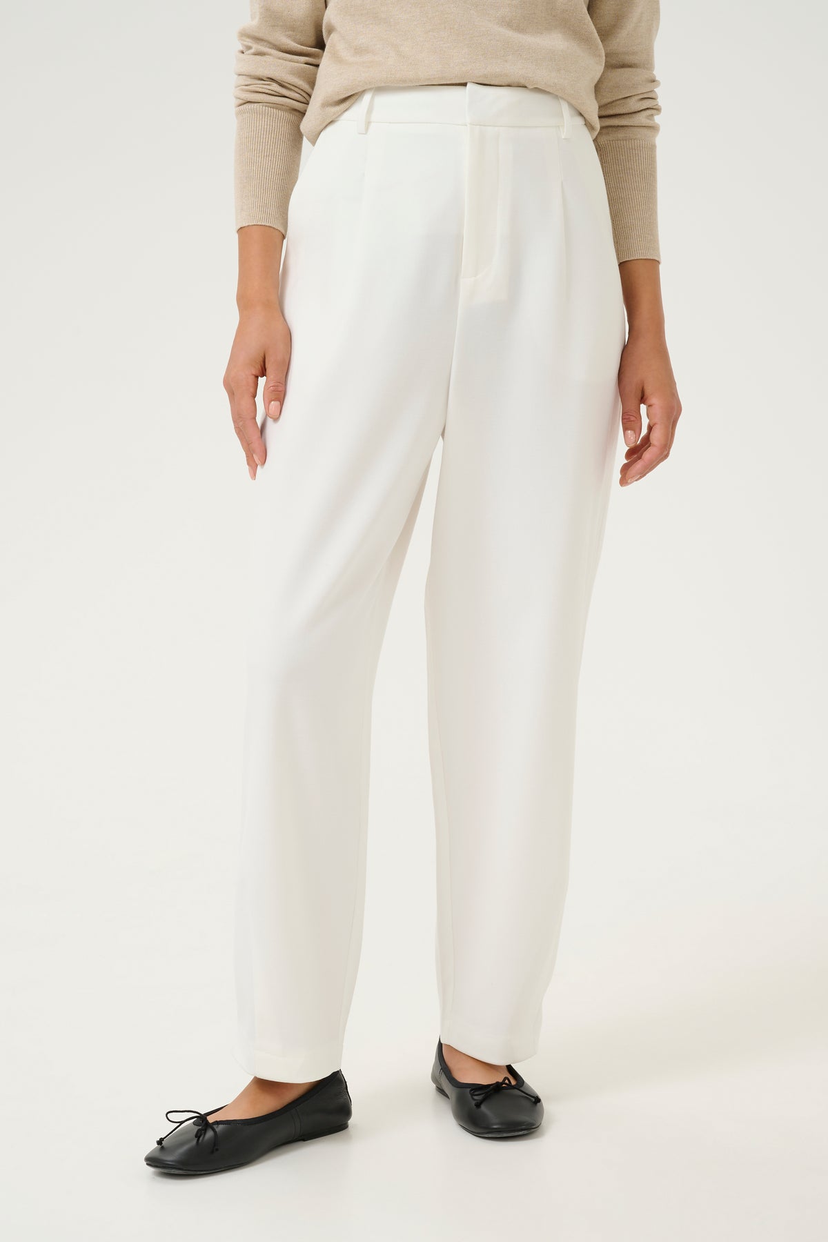 Kaffe Kamerle Chalk Highwaisted Ankle Length Barrel Leg Trousers, 10504769
