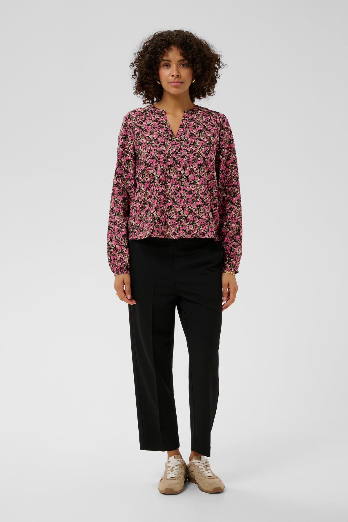 Kaffe KaBella Pink/Khaki Floral Printed V-Neck Blouse, 10511035