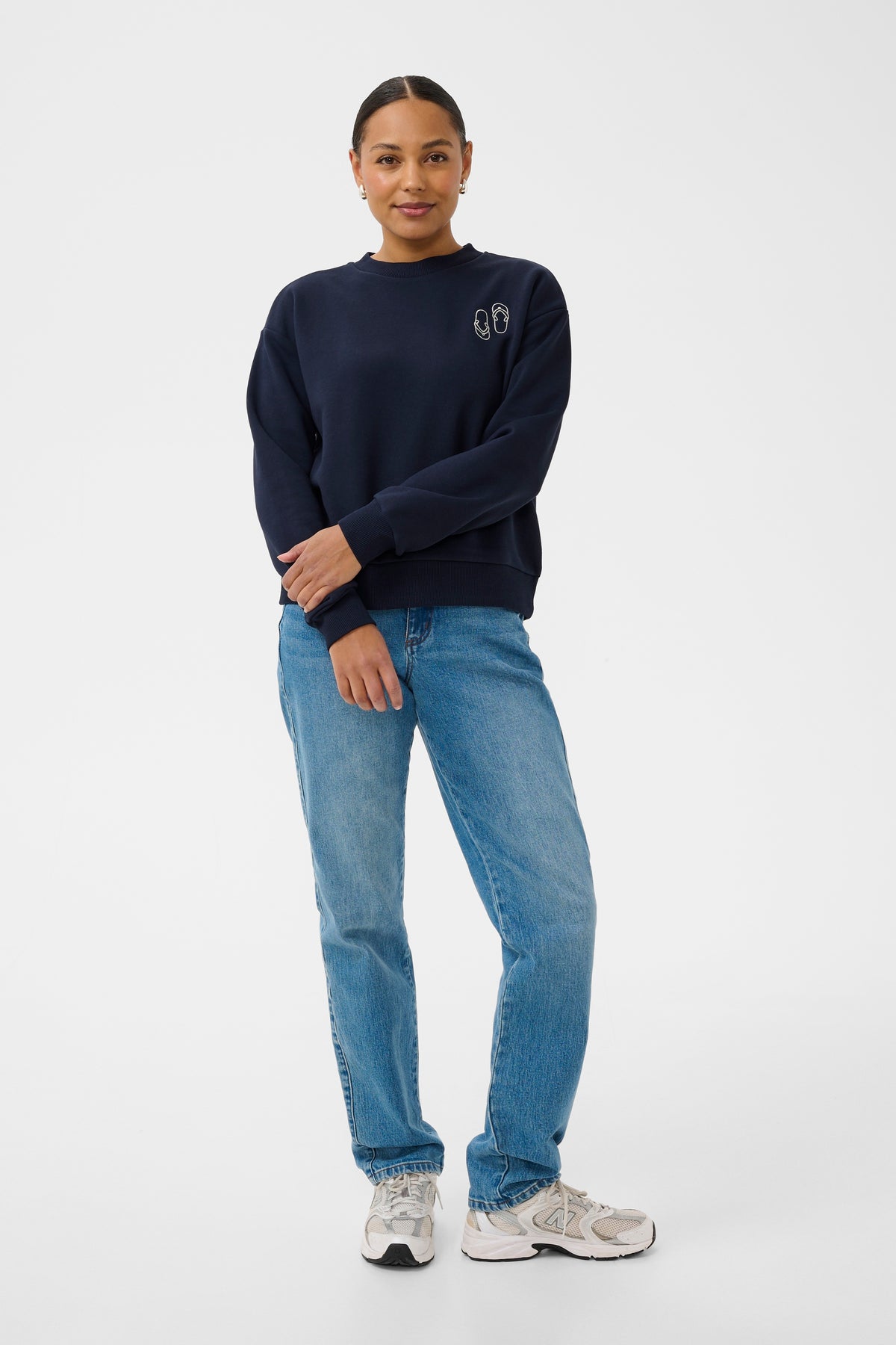 Kaffe KaLilje Midnight Marine Embroidered Flip Flop Supersoft Sweatshirt, 10511630