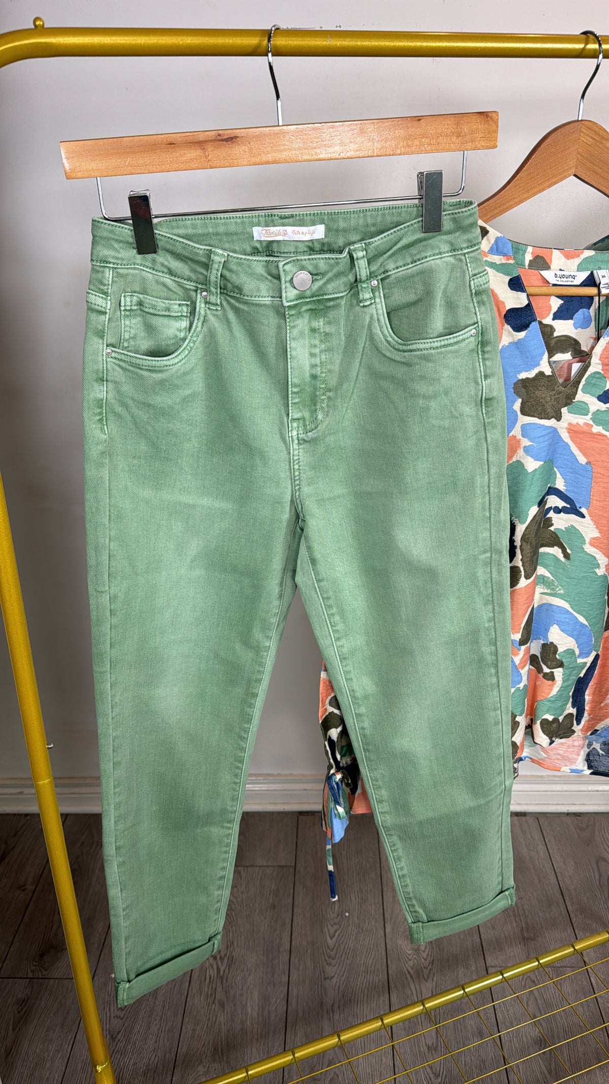 Toxik Highwaisted Boyfriend Sage Green Cropped Jeans