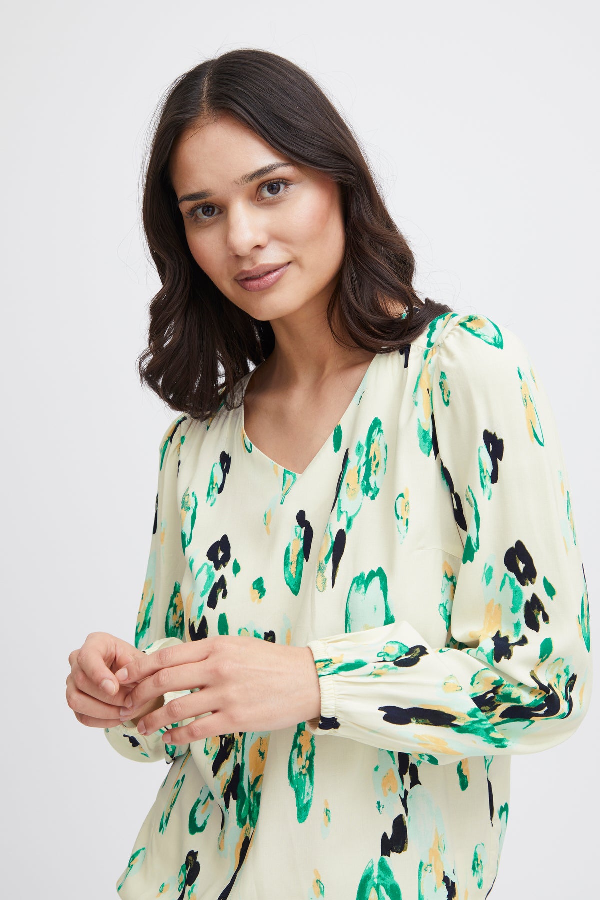 Fransa Frmerle Brook Green Abstract V-Neck Blouse, 20613487