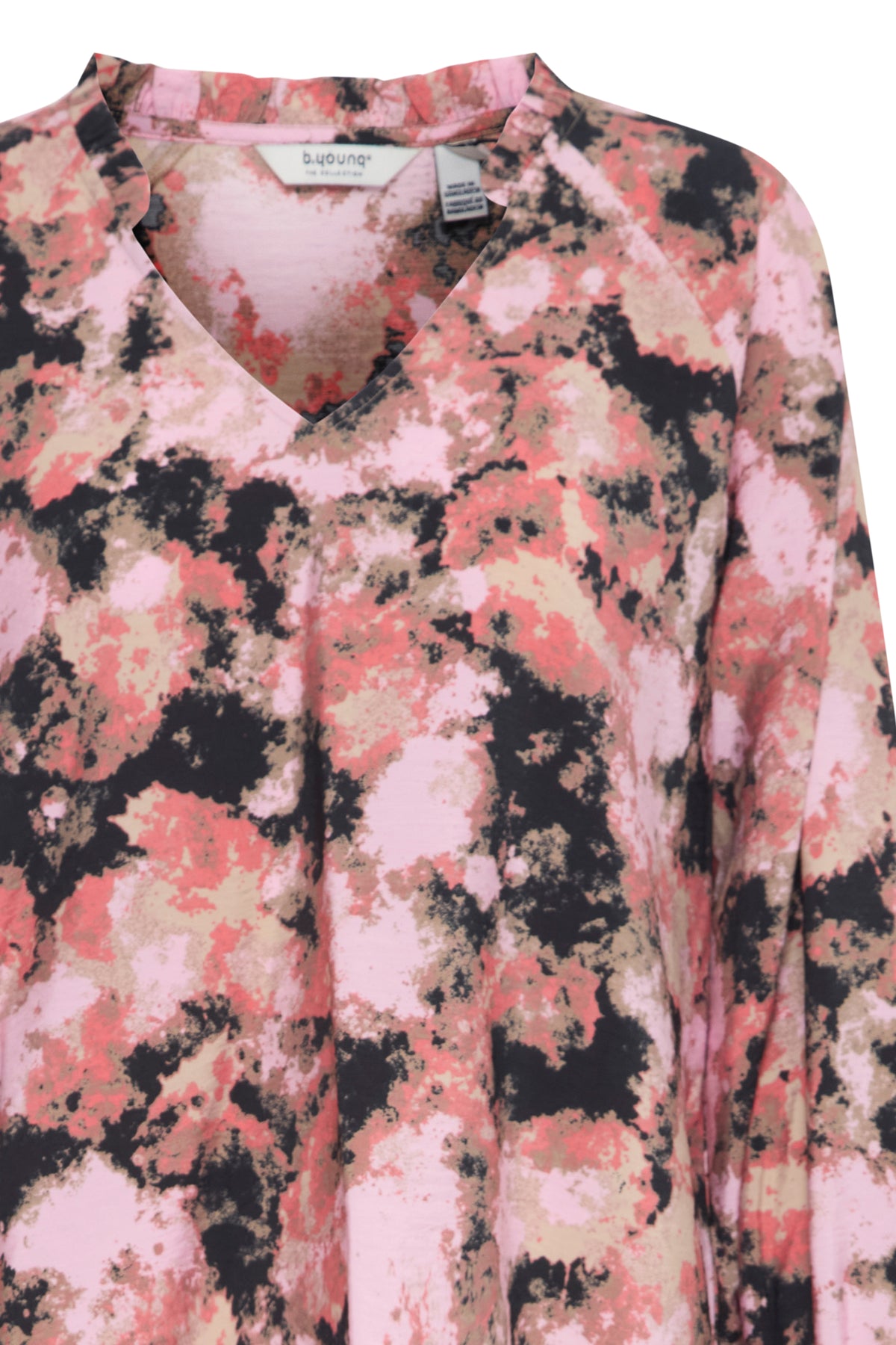 B.Young Byibine Humus Abstract Printed V-Neck Blouse