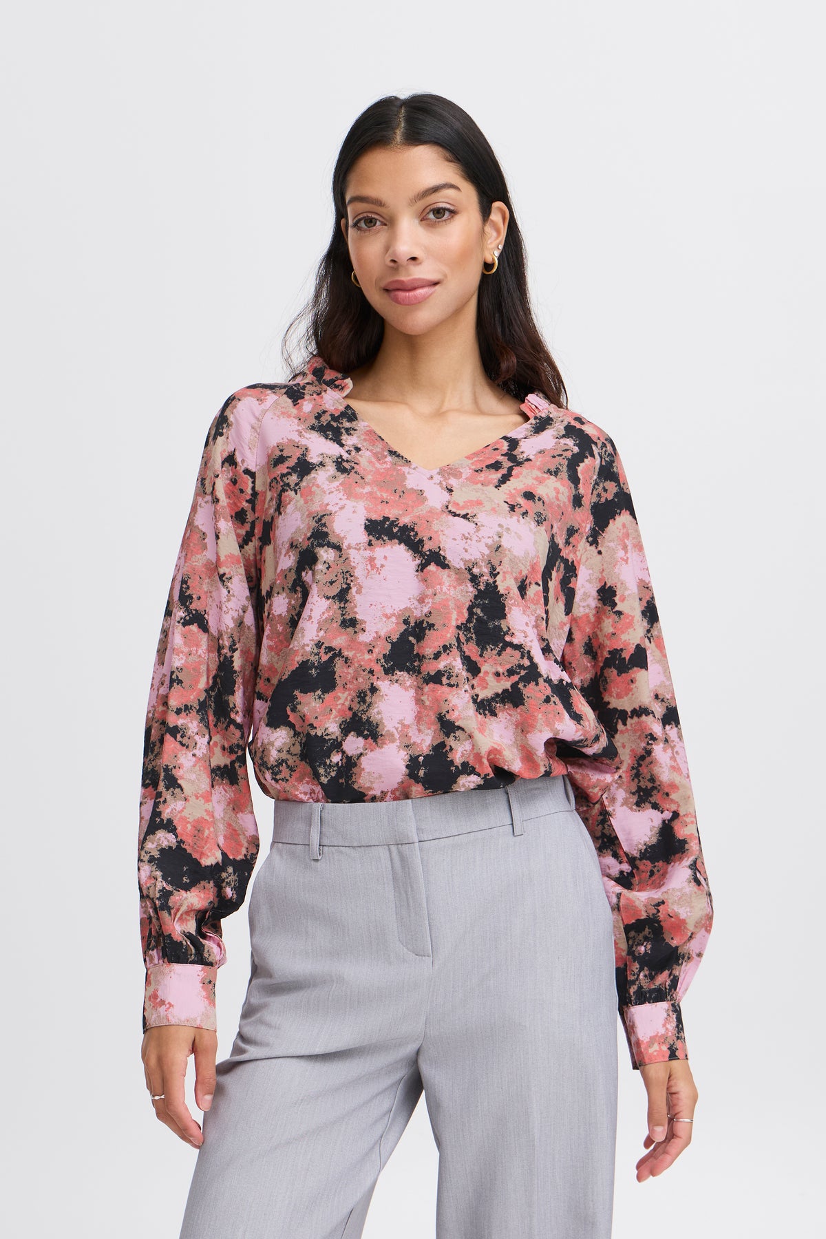 B.Young Byibine Humus Abstract Printed V-Neck Blouse