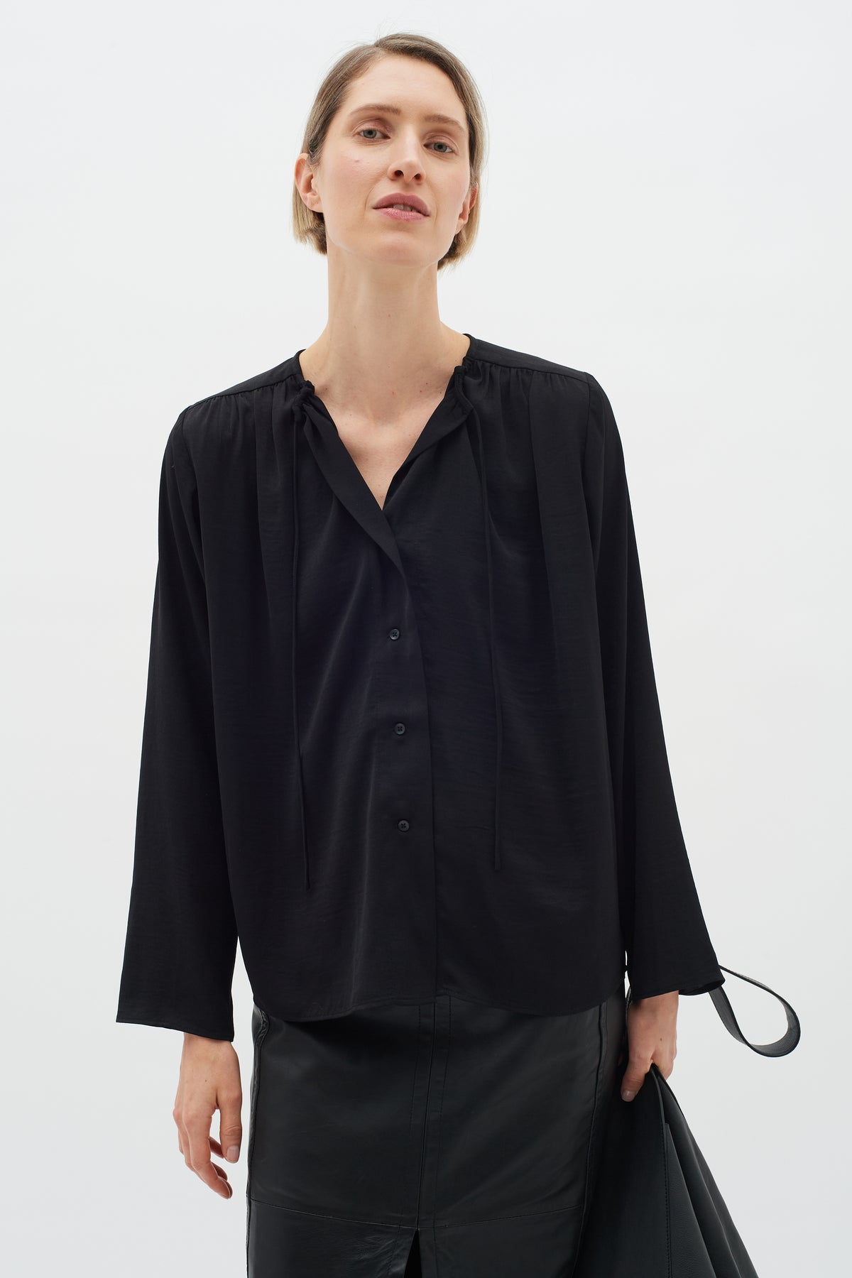 InWear Mato Black V-Neck Blouse, 30109658