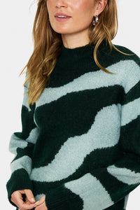 Saint Tropez MallieSZ JuneBug Green Abstract Printed Knit