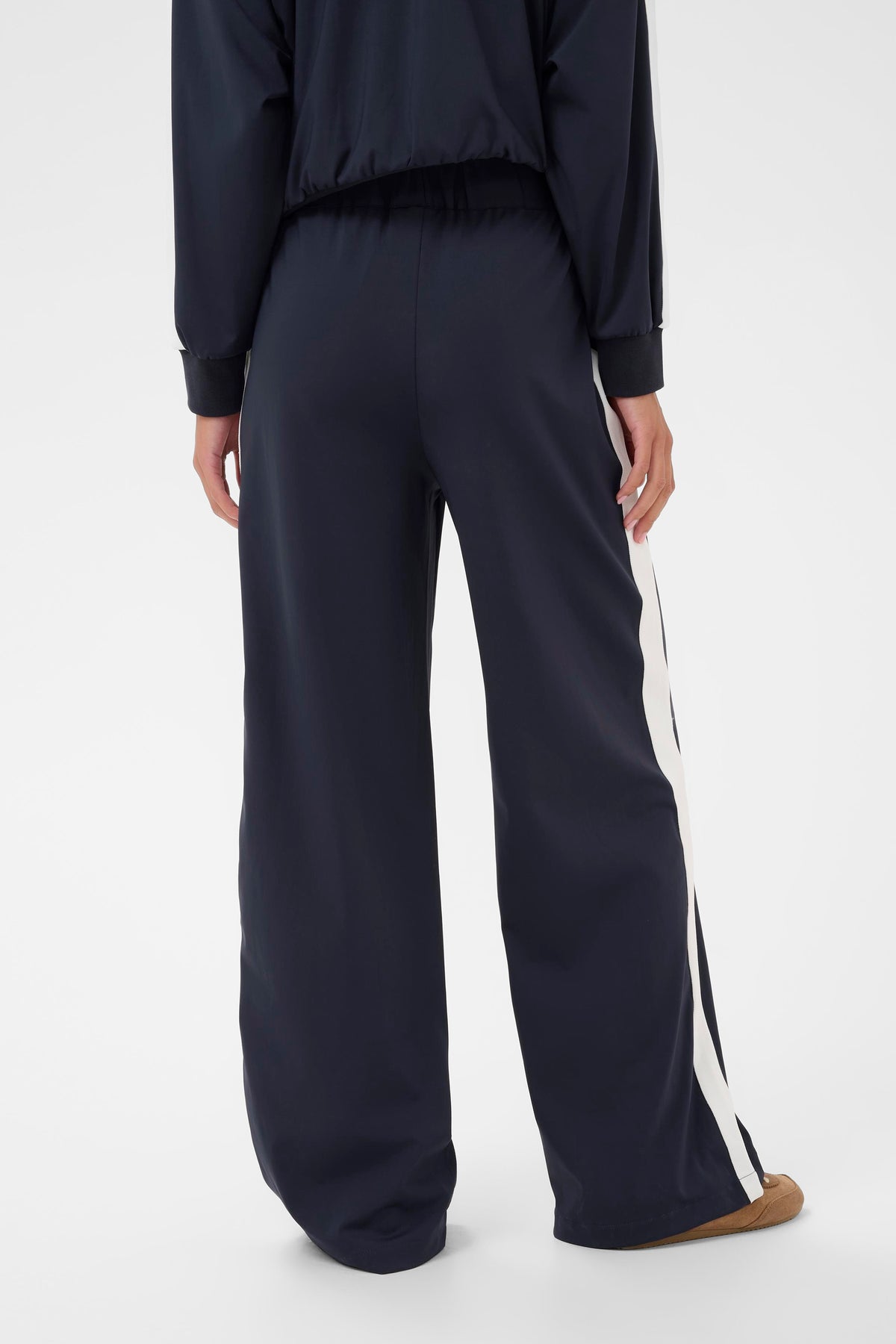 Saint Tropez Oaklynn Night Sky Sports Luxe Wide Leg Joggers, 30514705