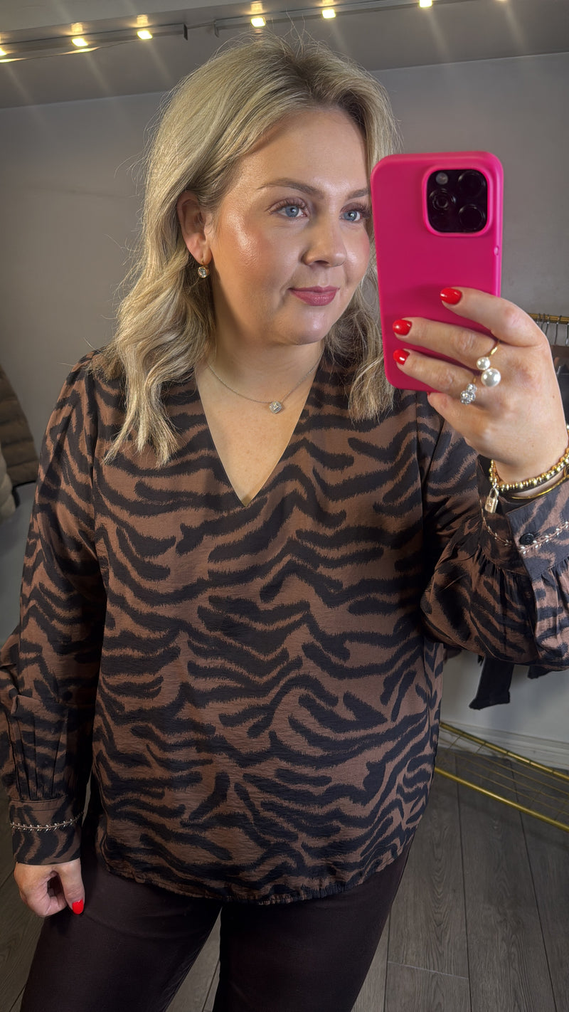 Garcia Chocolate Brown/Black Abstract Print V-Neck Blouse