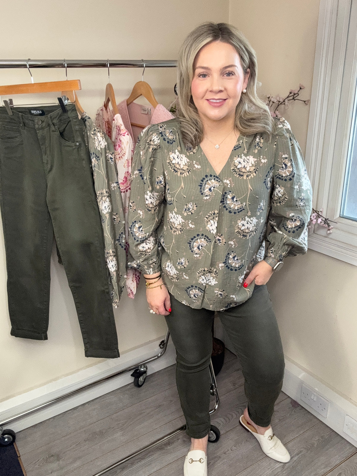 Toxik Highwaisted Boyfriend Khaki Cropped Jeans