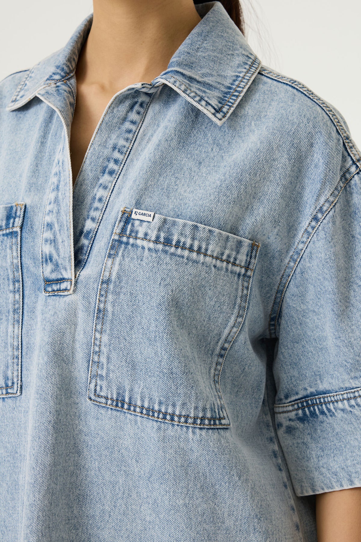 Garcia Washed Denim V-Neck Relaxed Dit Dress