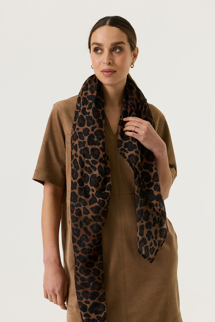 Garcia Hazel Bloom Leopard Print Scarf