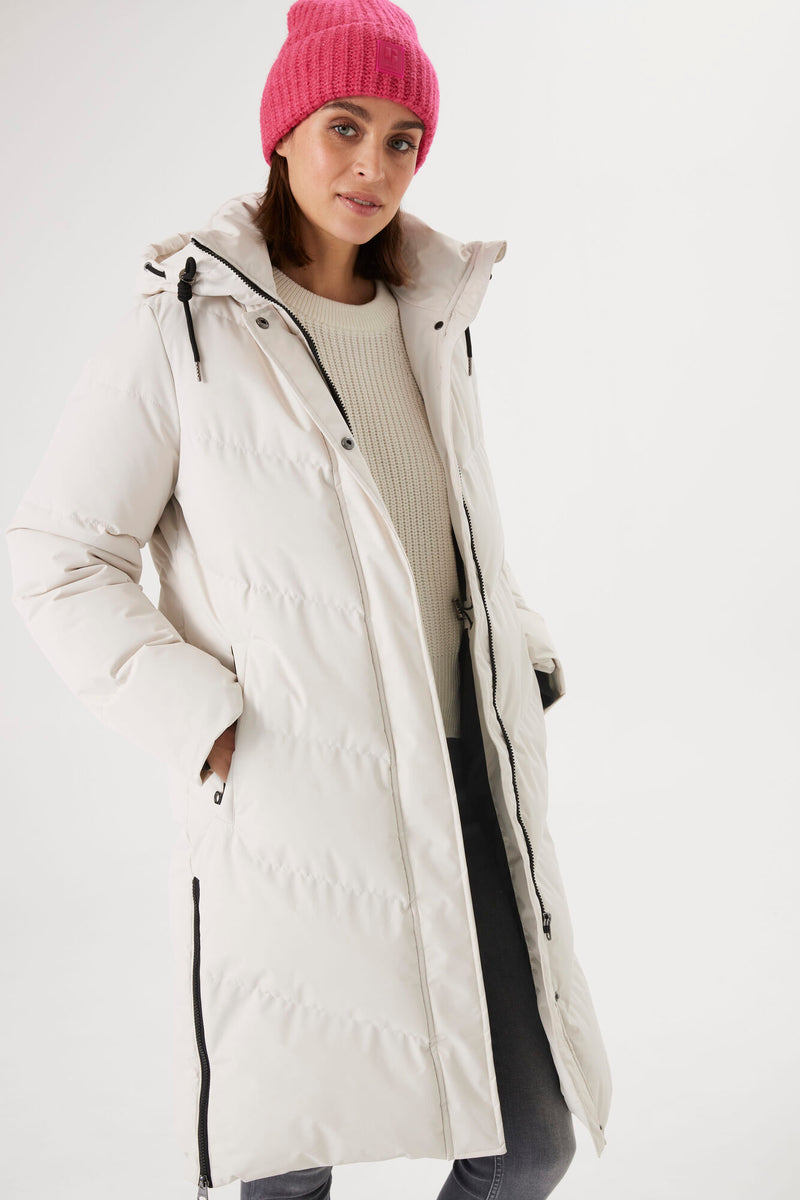 Garcia Ultimate Iconic Cream Puffa Coat with Zip Detailing, GJ400905