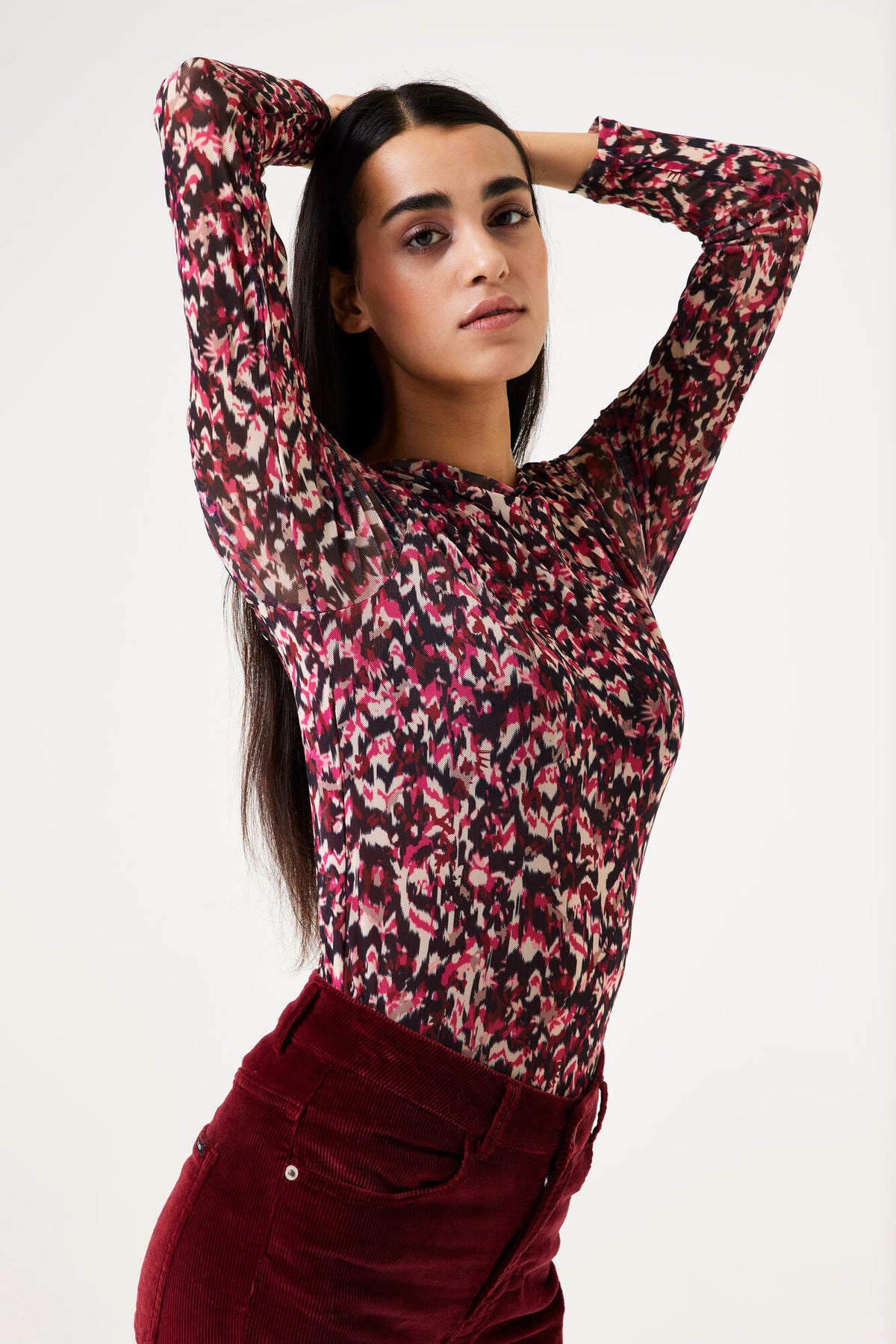 Garcia Cabernet Printed Mesh Long Sleeve Fitted Top, V40211